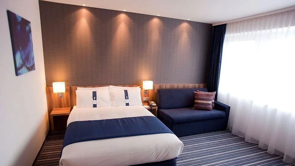 *** מלון פרנקפורט Holiday Inn Express Frankfurt City Hauptbahnhof גרמניה