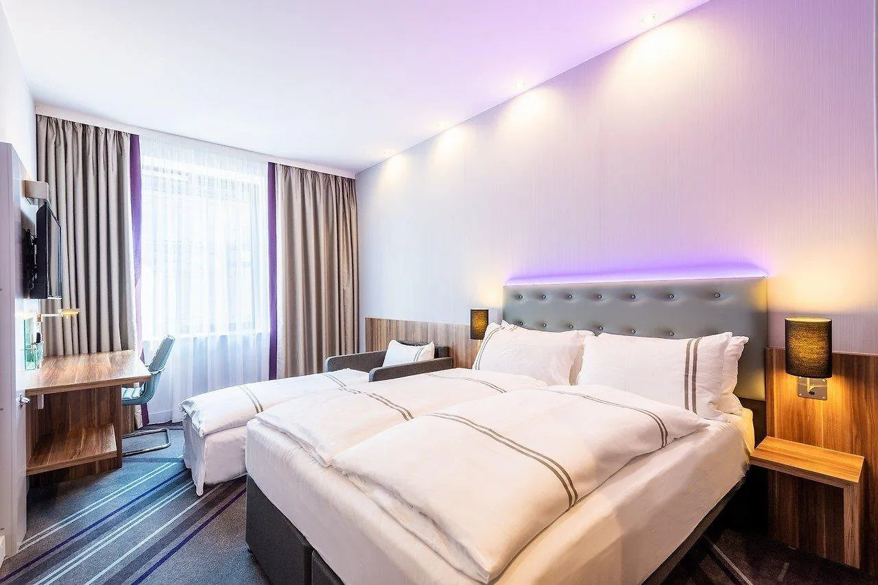 Holiday Inn Express Frankfurt City Hauptbahnhof Frankfurt am Main Hotel